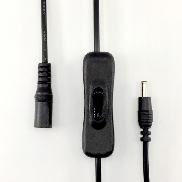 USB 转 DC5521 插头，带 1m 电缆和开关 白色 (1)